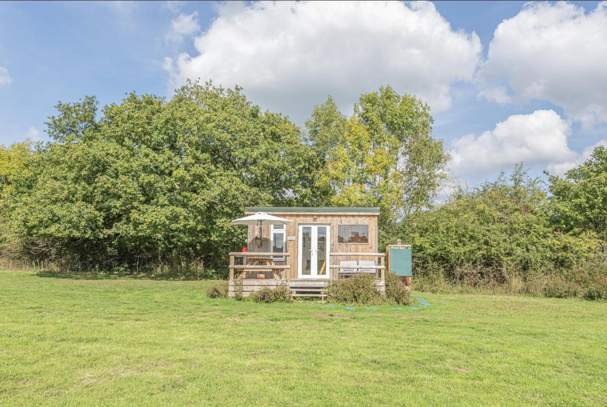 Dartmoor Reach Alpaca Farm Heated Cabins 5 Mins Drive To Dartmoor Bovey Tracey Εξωτερικό φωτογραφία